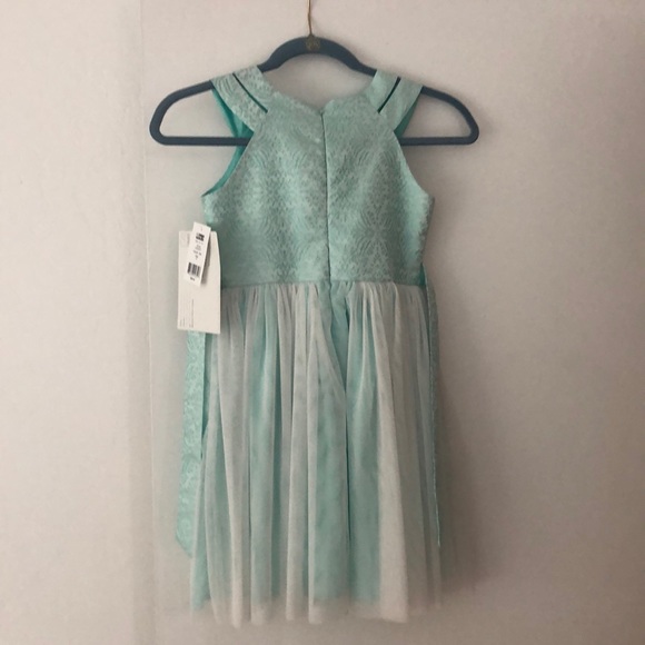 Girls dress - Picture 4 of 4